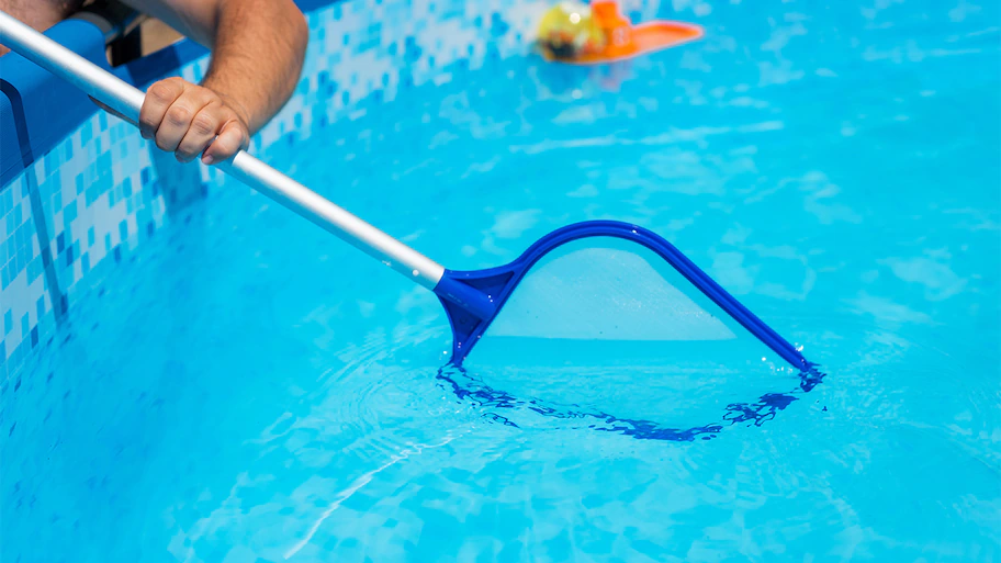 Swimming Pool Cleaning