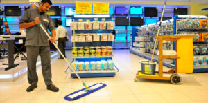Shopping Center Cleaning